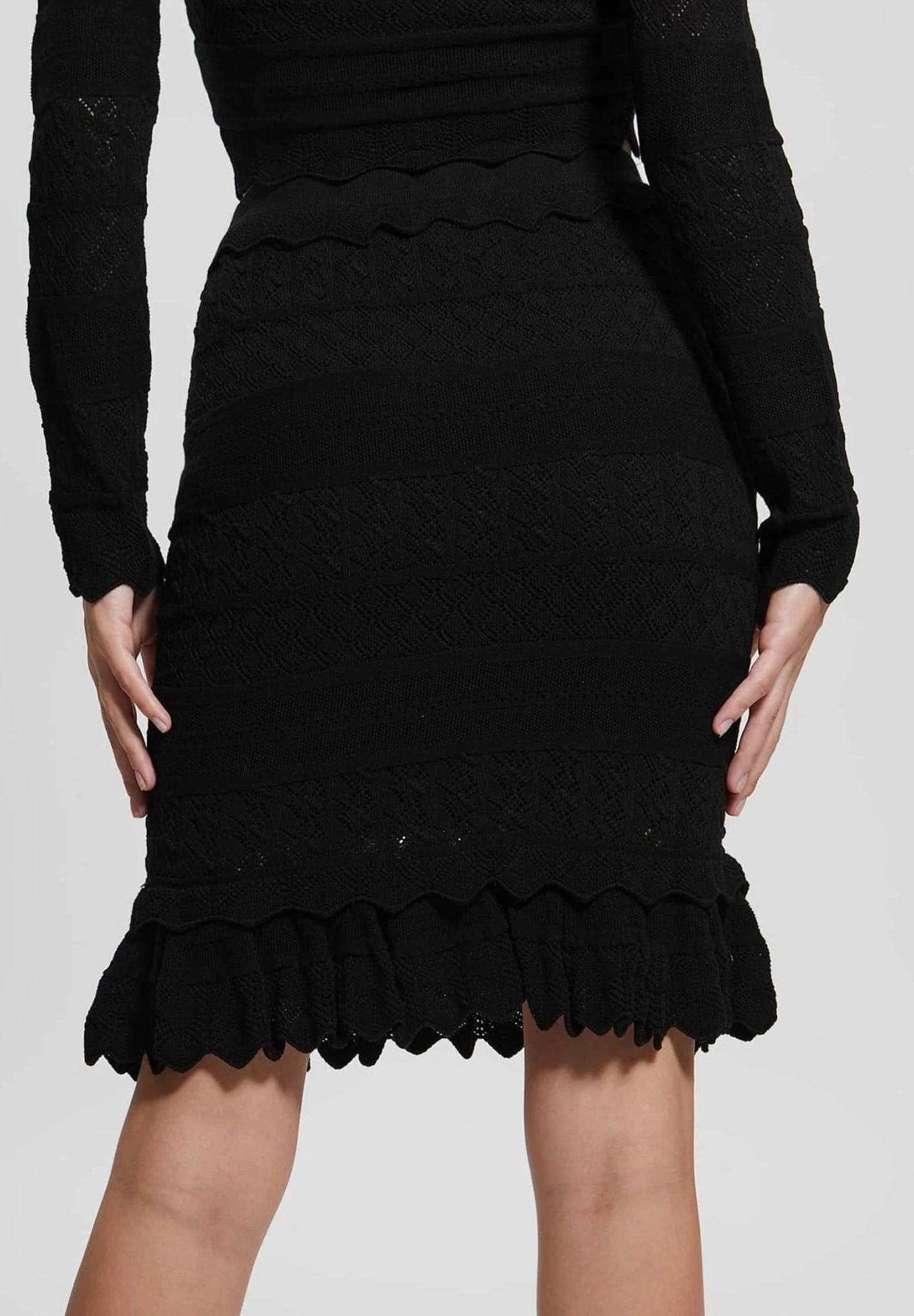 Guess Aus Pointelle - Kokerrok - Schwarz 3 Guess Aus Pointelle - Kokerrok - Schwarz - Afbeelding 3