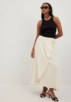 NA-KD Wickel - Wikkelrok - Beige 5 NA-KD Wickel - Wikkelrok - Beige -Only Mode Winkel 2b57b4ed23e24db2b4ab25d68bac75d8