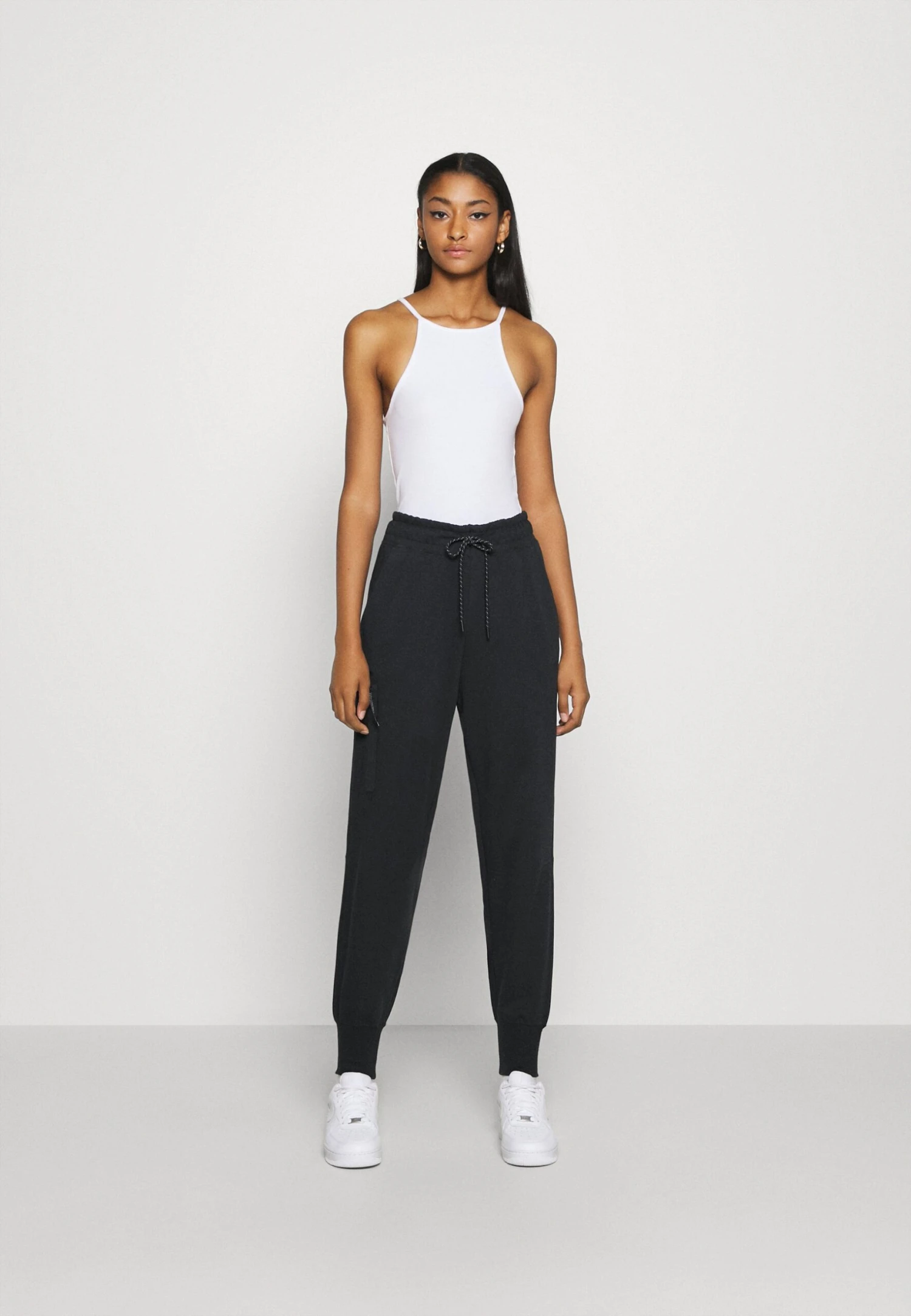 Nike Sportswear W Nsw Tch Flc Essntl Hr Pnt - Trainingsbroek - Black/Black 2 Nike Sportswear W Nsw Tch Flc Essntl Hr Pnt - Trainingsbroek - Black/Black - Afbeelding 2