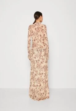 BEC + BRIDGE Floria Maxi Dress - Galajurk - Sand -Only Mode Winkel 2fb83e4906de48aabc42e8a6657ea771