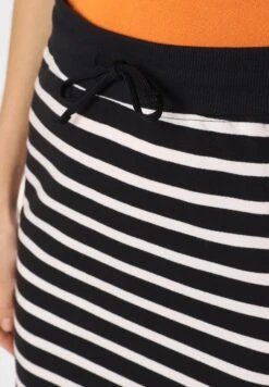 Rock - Minirok - Marine Weiß -Only Mode Winkel 3037e0d85c2c490dbe39adc544ffa8c0