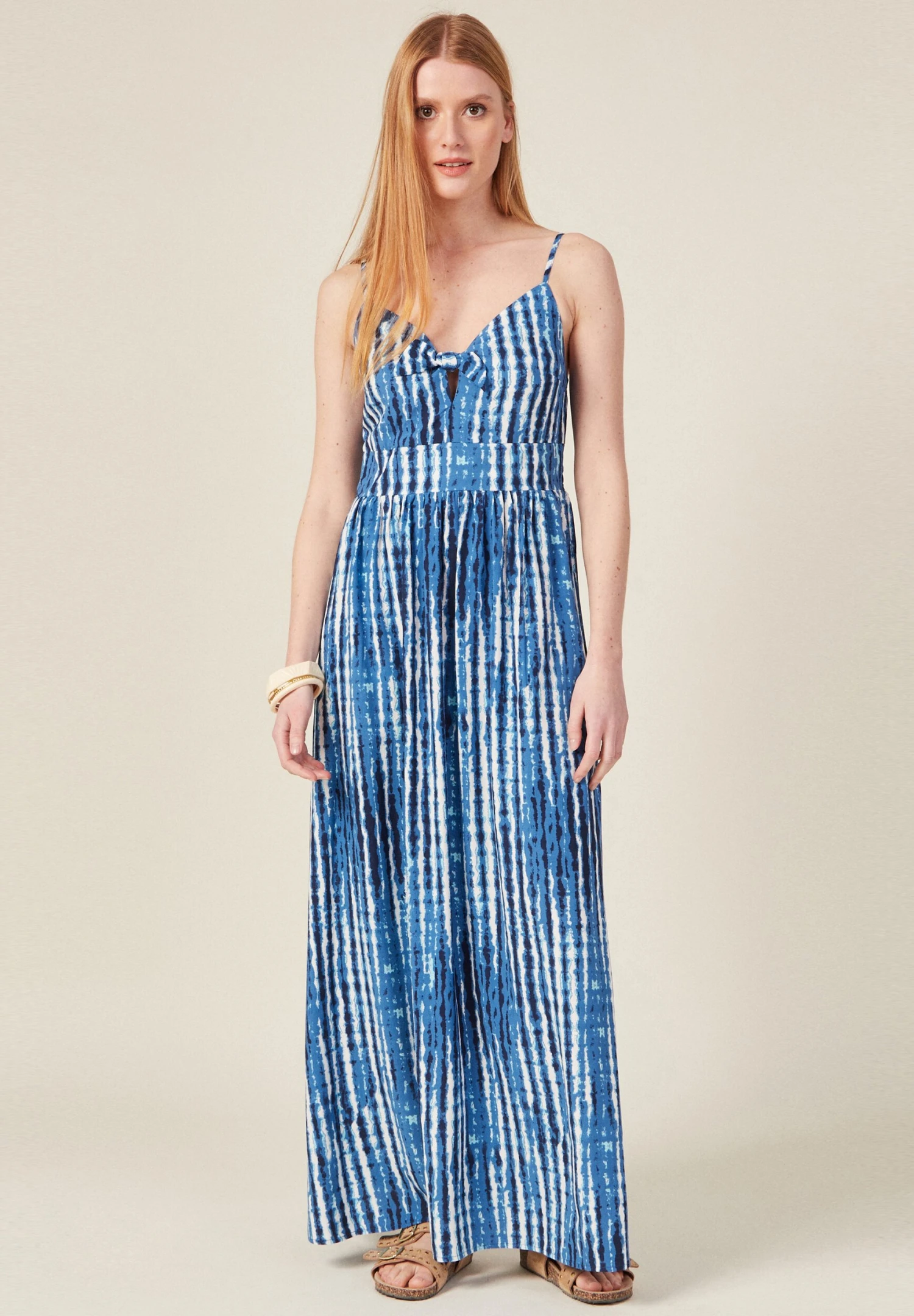 Ausgestelltes Mit Trägern - Maxi-Jurk - Bleu 1 Ausgestelltes Mit Trägern - Maxi-Jurk - Bleu