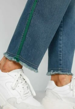 Slim Fit Jeans - Blue Bleached 12 Slim Fit Jeans - Blue Bleached -Only Mode Winkel 3199180aee4e4c25953e840c00b11a63