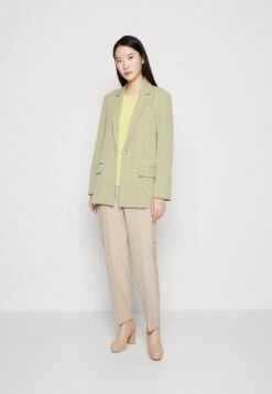 MOSS COPENHAGEN Jerica Jaida - Halflange Jas - Blue 7 MOSS COPENHAGEN Jerica Jaida - Halflange Jas - Blue -Only Mode Winkel 31bb85d07e96445a9c090a3c63a39026