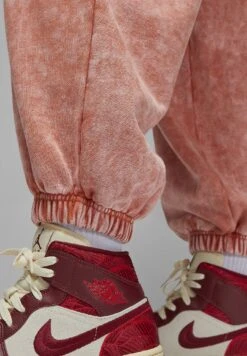 Jordan W J Flt Flc Wash - Trainingsbroek - Light Sienna -Only Mode Winkel 337814b398594fd8aaef8a0cf6237362