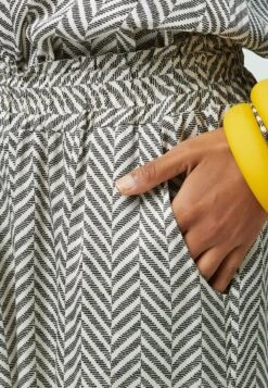 RODIER Wide- Broek - Noir 6 RODIER Wide- Broek - Noir -Only Mode Winkel 34b9c1867c694afa9856504cca9cf9bb