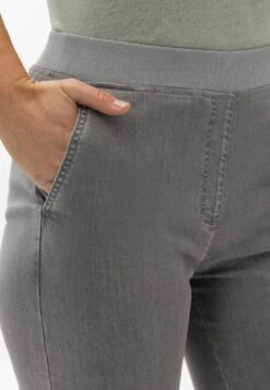 BRAX Style Pam - Straight Leg Jeans - Light Grey -Only Mode Winkel 353d0584e05b435eab139bd658083478