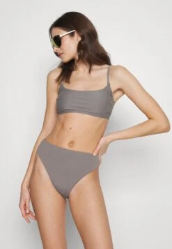 Tilly Crop - Bikinitop - Slate 9 Tilly Crop - Bikinitop - Slate -Only Mode Winkel 37f0909d44544b80ba75b914926a3d1e