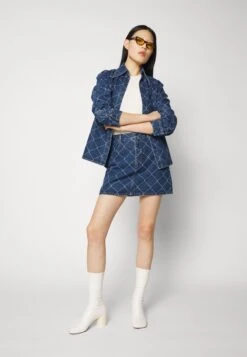 Skirt With Rabitz - Jeansrok - Medium Blue -Only Mode Winkel 38f9408db3e149bbb893f6e582b8b91b