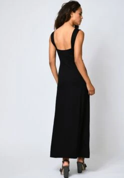 Maxi-Jurk - Schwarz 14 Maxi-Jurk - Schwarz -Only Mode Winkel 3948d38ce28842f381e598e8f45b3dcc