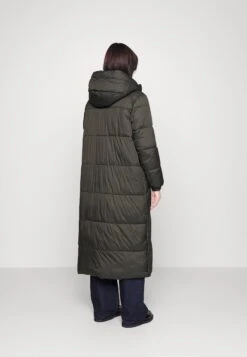 Vero Moda VmuppsalaNoos - Winterjas - Peat -Only Mode Winkel 3a204857bd1e4cfcbcca01be36be8028