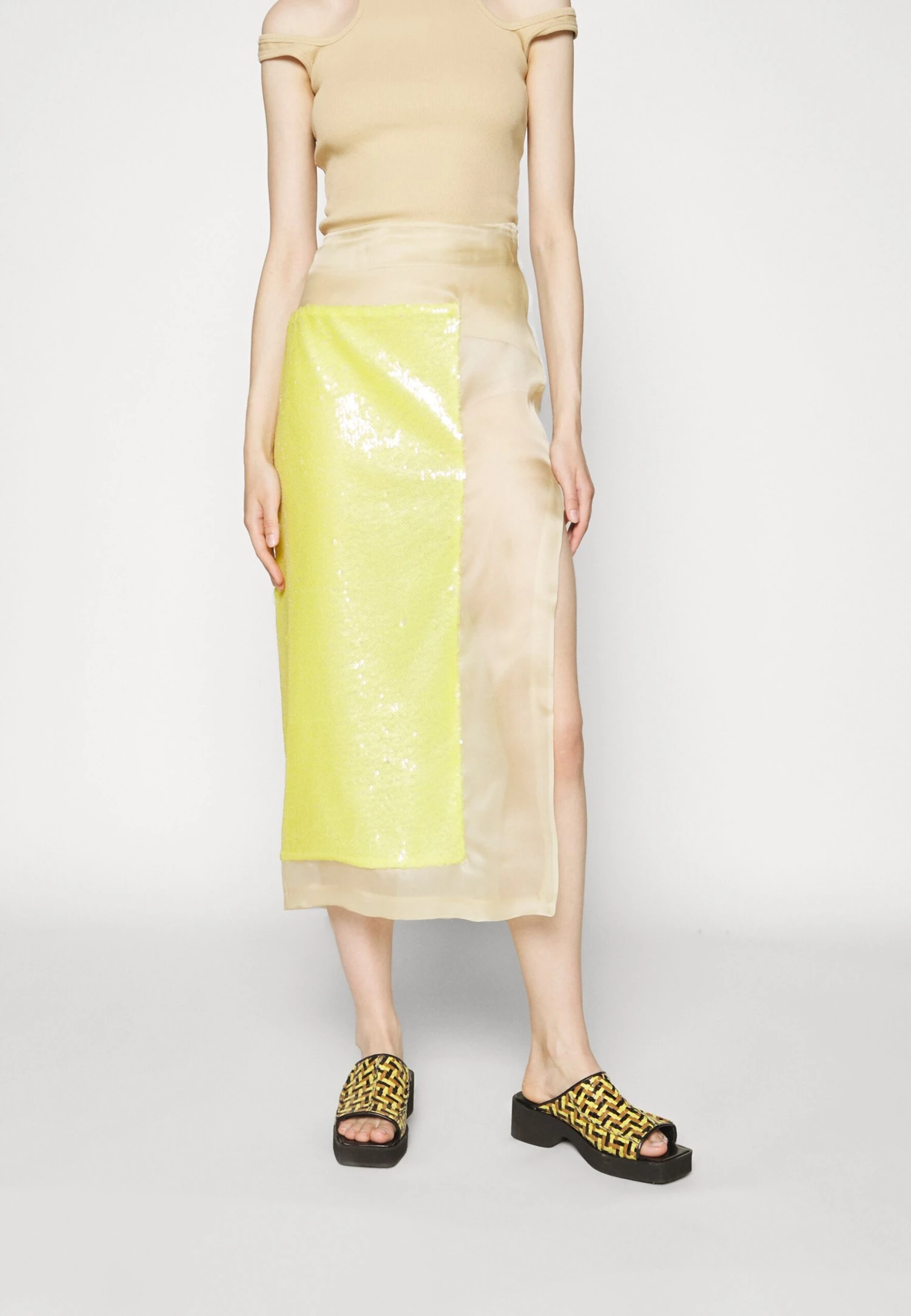 A.W.A.K.E. Mode Skirt With Sequin Detail - Kokerrok - Beigeyellow 4 A.W.A.K.E. Mode Skirt With Sequin Detail - Kokerrok - Beigeyellow - Afbeelding 4