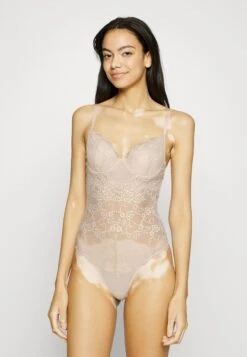 Guess Belle- Body - Pasty Mauve