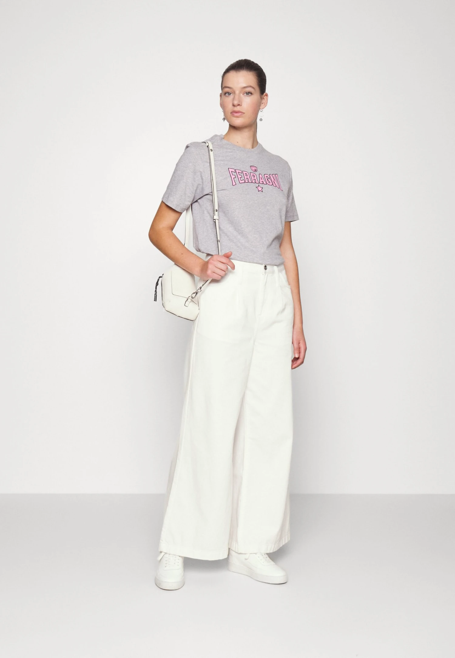 Patrizia Pepe Pantaloni/Trousers - Jeans Tapered Fit - Bianco 2 Patrizia Pepe Pantaloni/Trousers - Jeans Tapered Fit - Bianco - Afbeelding 2