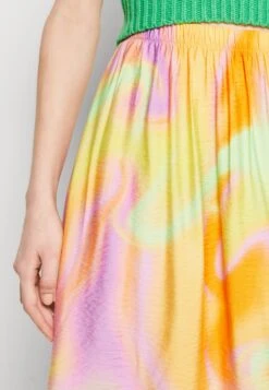 MbyM Nia - Maxirok - Lune 11 MbyM Nia - Maxirok - Lune -Only Mode Winkel 3e476cecfe2142289d903daf53ce3db7