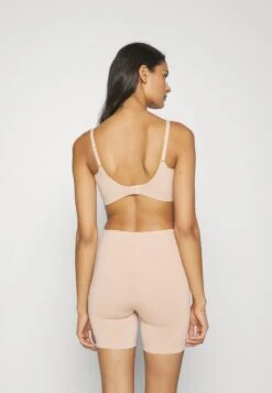 Chantelle Smooth Comfort Panty - Shapewear - Sirocco -Only Mode Winkel 3ef1fd7e1d7e45c2963b8a2867975968