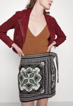 Farm Rio Mini Skirt - Minirok - Mystic Scarf -Only Mode Winkel 3fe6be8ebb564163ab6b7ec1a3056bcc