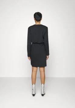 Patrizia Pepe Abito Dress - Jurk - Nero -Only Mode Winkel 40f963d362b145aabdfa41fa26ff8619