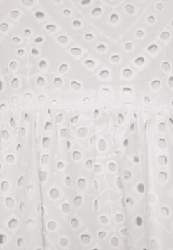 Yasmonica StrapDress- Cocktailjurk - Star White 9 Yasmonica StrapDress- Cocktailjurk - Star White -Only Mode Winkel 41a40b801e6241d4b553d1f098b4d2e9