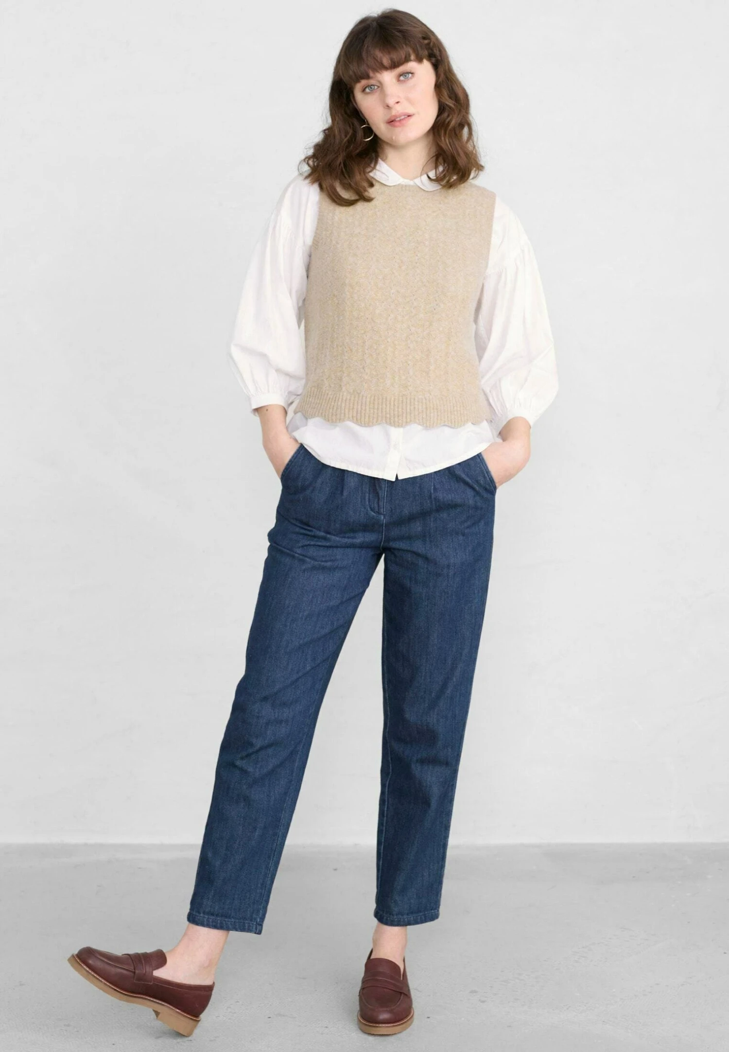 Marsland- Relaxed Fit Jeans - Dark Wash Indigo 1 Marsland- Relaxed Fit Jeans - Dark Wash Indigo