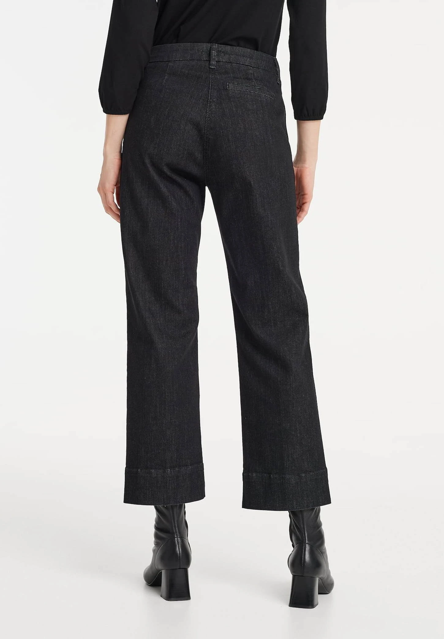 OPUS Mila Pure - Flared Jeans - Deep Black 3 OPUS Mila Pure - Flared Jeans - Deep Black - Afbeelding 3
