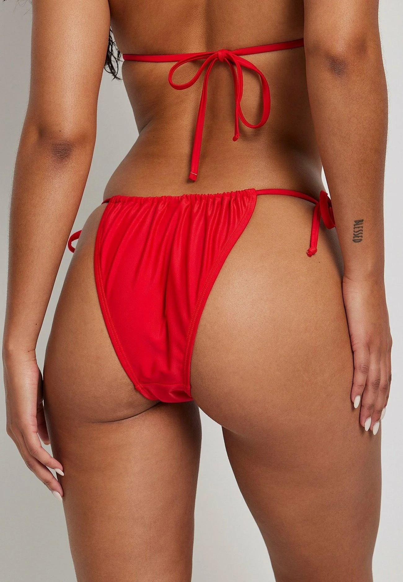 NA-KD Mit Seitlicher - Bikinibroekje - Red 4 NA-KD Mit Seitlicher - Bikinibroekje - Red - Afbeelding 4