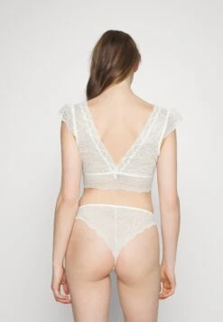 ONLY String - Cloud Dancer -Only Mode Winkel 455a50aae1b14adfbac5b66e3e2006bb