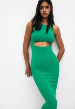 PULL & BEAR Long Cut Out - Etui-Jurk - Green -Only Mode Winkel 45cc45f1b72e4734bd6db4f2af7f7fd8