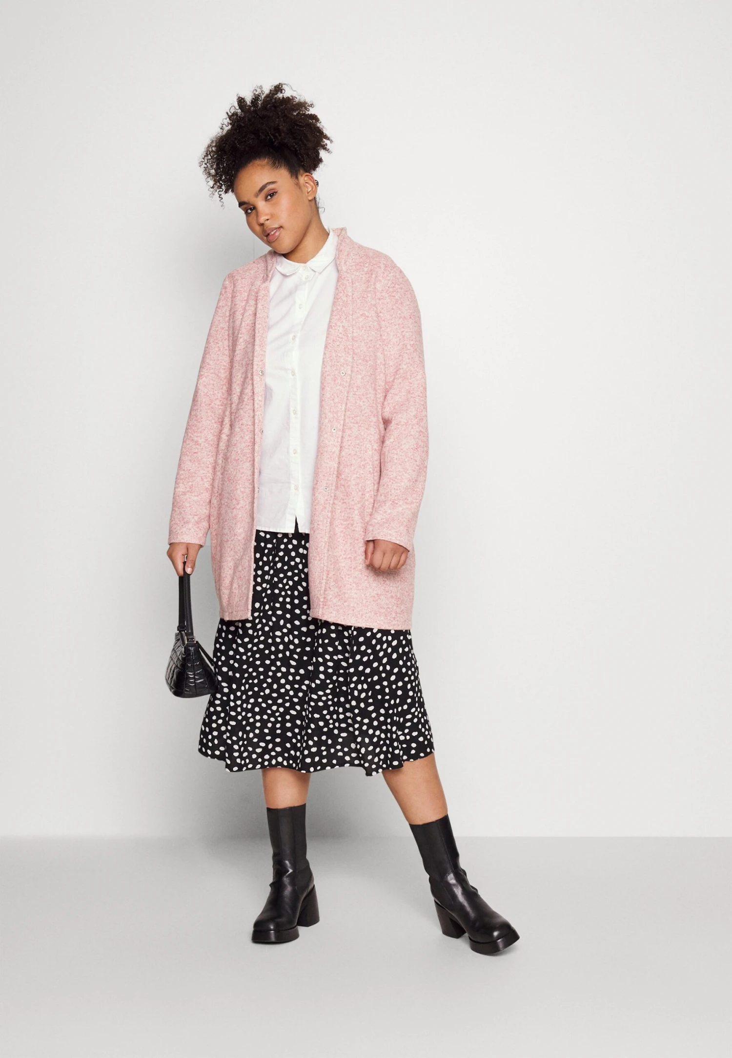 Vero Moda Curve Vmbrushedkatrine Ss23 - Halflange Jas - Nostalgia Rose Melange 2 Vero Moda Curve Vmbrushedkatrine Ss23 - Halflange Jas - Nostalgia Rose Melange - Afbeelding 2