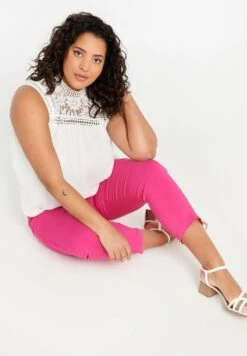 Uni Avec Dentelle - Blouse - Beige -Only Mode Winkel 4708bd071409434b9fde7f7856a42bd5