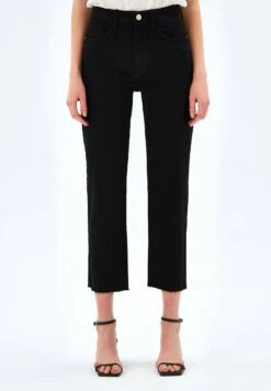 Cropped- Straight Leg Jeans - Black