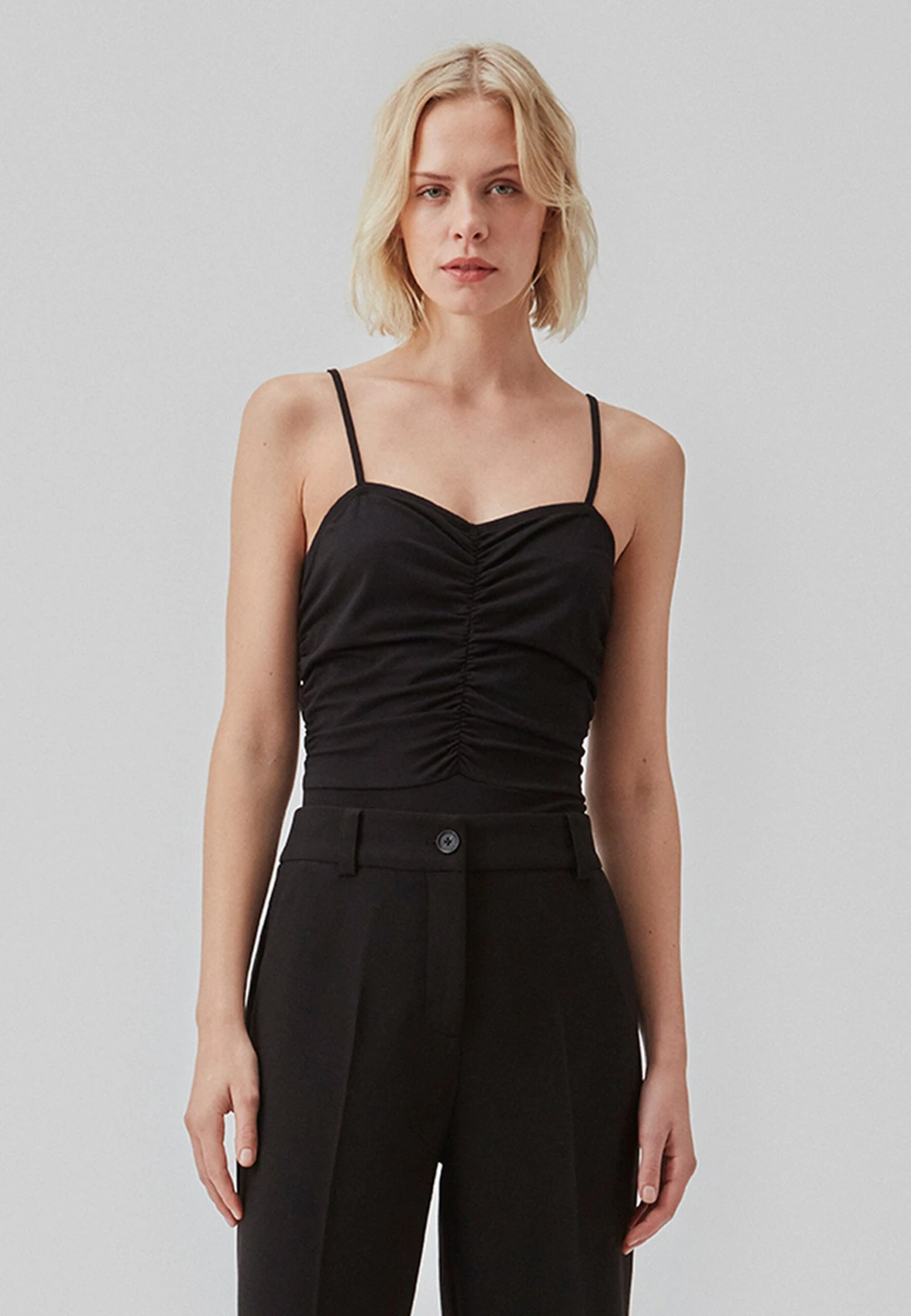 Modström Curtis - Body - Black 1 Modström Curtis - Body - Black