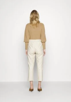 Max Mara Leisure Diomede - Broek - Avorio -Only Mode Winkel 49f90161a93d44cb907f7066043f152e