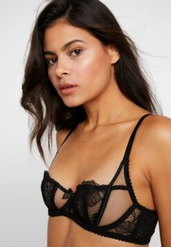 AGENT PROVOCATEUR Rozlynbra - Beugel Bh - Black 9 AGENT PROVOCATEUR Rozlynbra - Beugel Bh - Black -Only Mode Winkel 4a1656a82321405a92f0fea4d0ec3115