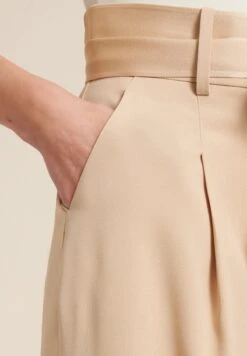 LUISA SPAGNOLI Abbi - Broek - Beige -Only Mode Winkel 4cc6900be10b4cda97502a39c4984761