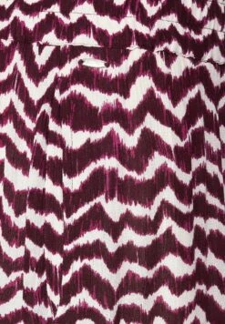 STREET ONE Mit Zick-Zack-Print - A-Lijn Rok - Rot -Only Mode Winkel 4dd8da4d580c4de3bedb03fde547acdf