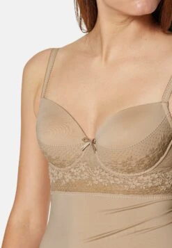 Mit Edler - Hemd - Make Up -Only Mode Winkel 4e49f10a5f854124b3cc3957473f27e3