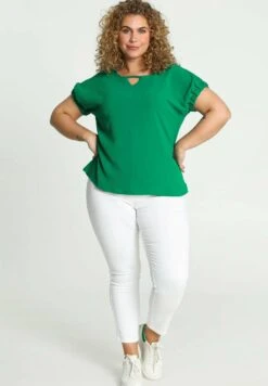 Uni Avec Découpe À L'Encolure - T-Shirt Basic - Green 15 Uni Avec Découpe À L'Encolure - T-Shirt Basic - Green -Only Mode Winkel 4f8254a4892d408ba52d01557e5d281b