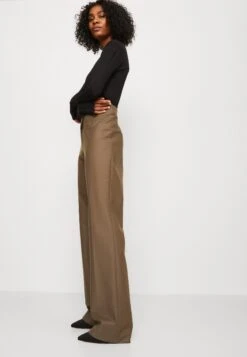 HOPE Draw Trousers - Broek - Khaki -Only Mode Winkel 521c24accd254f8f9c803ee6cc427696