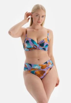 Tropical- Bikinibroekje - Lilac -Only Mode Winkel 52457ea8b5534374bc2a1e20c0c61638