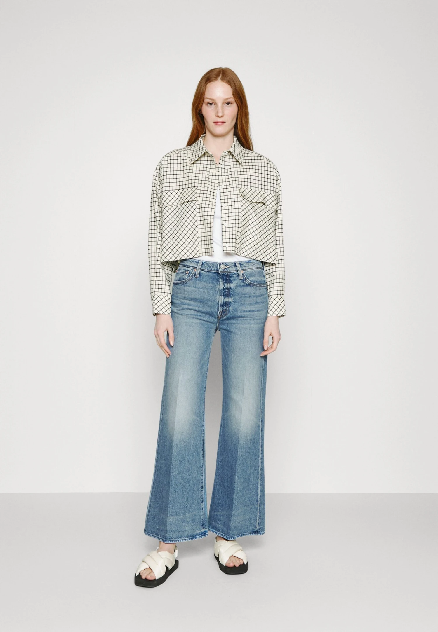 MOTHER The Tomcat Roller Superior - Bootcut Jeans - Blue Denim 2 MOTHER The Tomcat Roller Superior - Bootcut Jeans - Blue Denim - Afbeelding 2