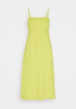 Abercrombie & Fitch Square Neck Clean Midi Dress - Jurk - Apple Green -Only Mode Winkel 53c3f2f3b1914cba8a43f01b8b49fa7e