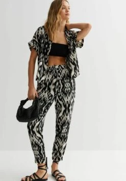 New Look Tie Cuff - Trainingsbroek - Black Pattern