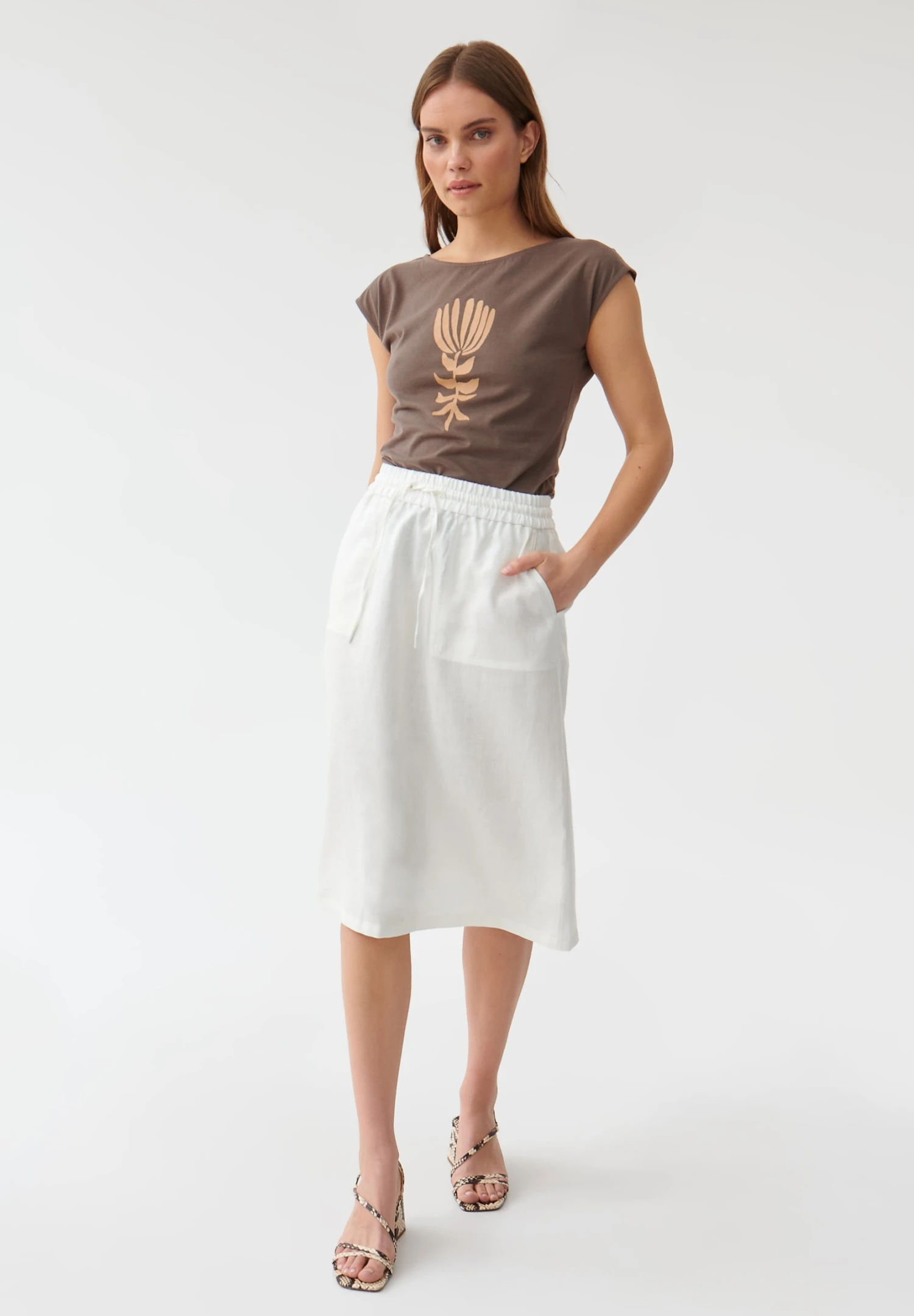 Amanda- T-Shirt Print - Brown 2 Amanda- T-Shirt Print - Brown - Afbeelding 2