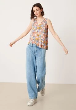 QS By S.Oliver Flared Jeans - Blue 10 QS By S.Oliver Flared Jeans - Blue -Only Mode Winkel 558146bec4c245a5a48e0eb659c84a3f