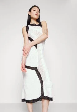 KOCHÉ Dress - Etui-Jurk - White -Only Mode Winkel 5681dc23fee24ab29ed63876e216f282