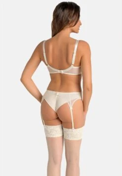 Garter Belt - Jarretels - Ecru 7 Garter Belt - Jarretels - Ecru -Only Mode Winkel 56a12f46684c4c9ab207c2adcc1c8eaa