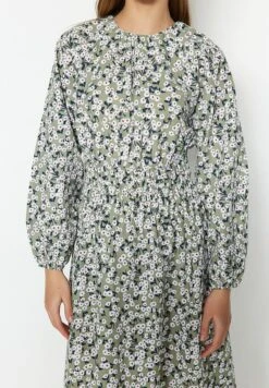 Gewoontjes - Maxi-Jurk - Light Green 9 Gewoontjes - Maxi-Jurk - Light Green -Only Mode Winkel 56e5479848204ba084d888a2088dcfab