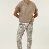 Bottoms Cropped Leopard - Trainingsbroek - Ecru