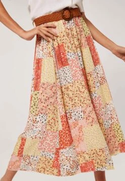 Apricot Ditsy Fusion Crinkle - A-Lijn Rok - Orange -Only Mode Winkel 59a26f2629f34cd9a02b085169b484a9